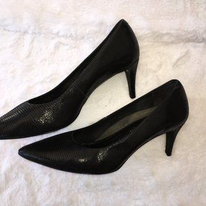 Like New Black Lizard Pumps in Size 12W